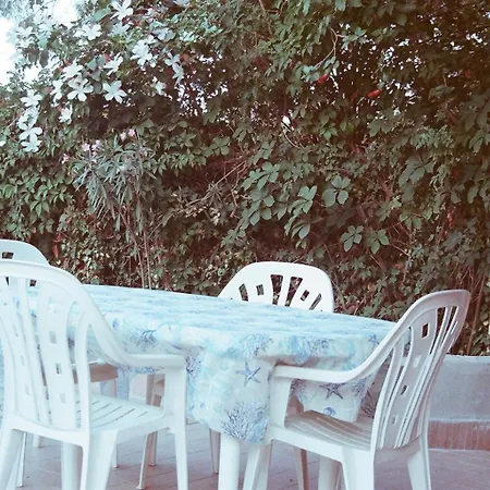 Villa Two Steps From The Sea