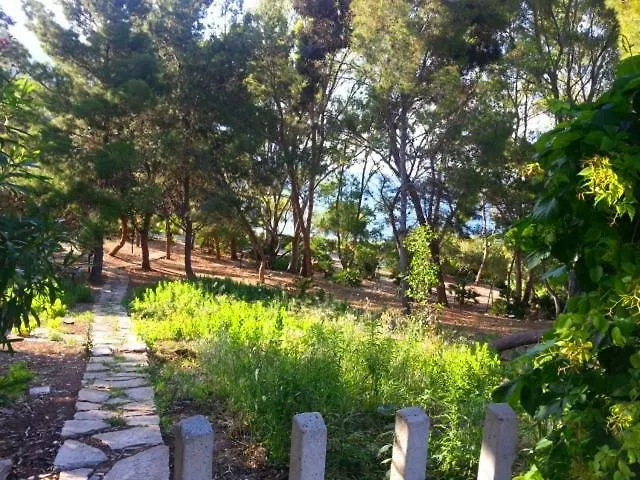 别墅 Two Steps From The Sea *